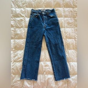 Levi’s ribcase straight leg button down jeans in size 28